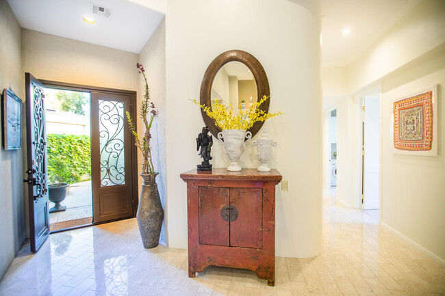 Building Photo - 75273 Spyglass Dr