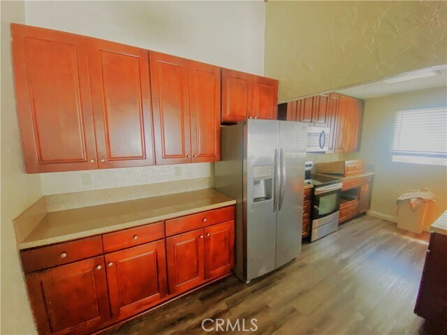 Building Photo - 2214 Grant Ave