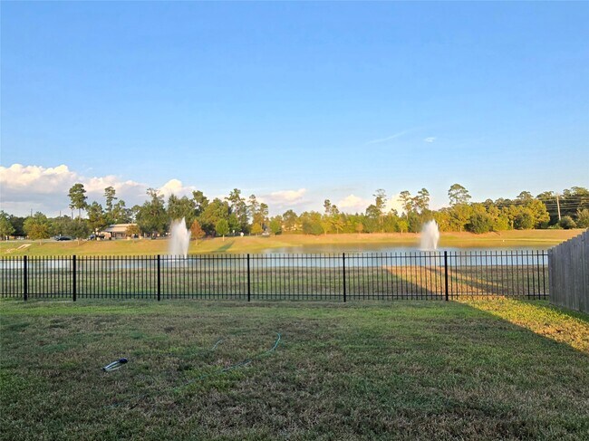 Building Photo - 15330 Silver Breeze Ln