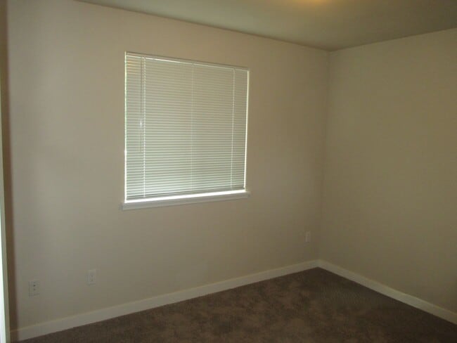 Building Photo - 436 103rd St Ct S