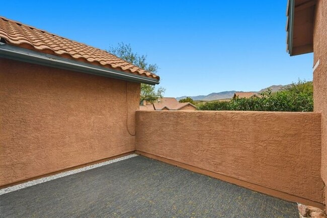 Building Photo - Bright & Peaceful Living in Oro Valley’s Gated Stoney Canyon