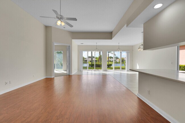 Building Photo - 11427 SW Rockingham Dr