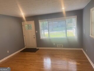 Building Photo - 2792 Altaview Dr SE