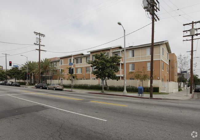 Primary Photo - Adams Congress Apartments