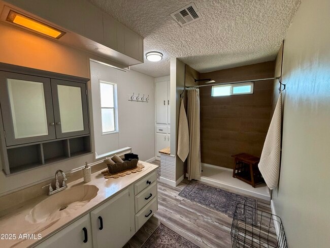 Building Photo - 6703 E Calle de Las Estrellas Rd