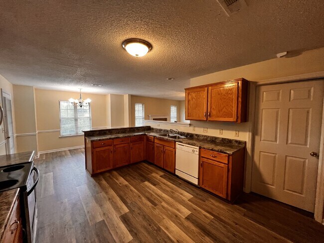 Building Photo - Home for Rent
