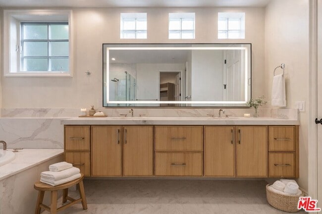 Building Photo - 11714 Folkstone Ln