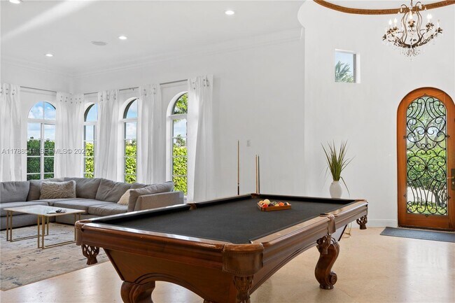 Building Photo - 1223 Jackson St