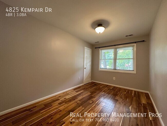 Building Photo - 4825 Kempair Dr