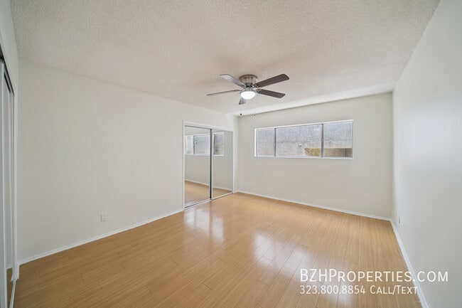 Building Photo - 7030 Lanewood Ave