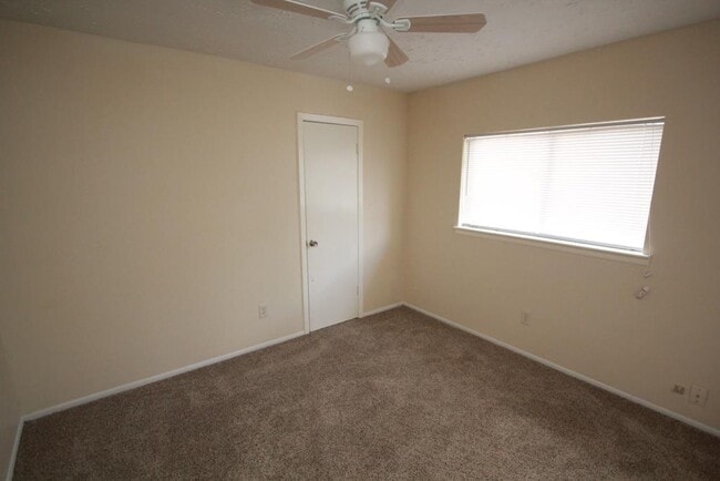 Building Photo - 24002 Silversmith Ln