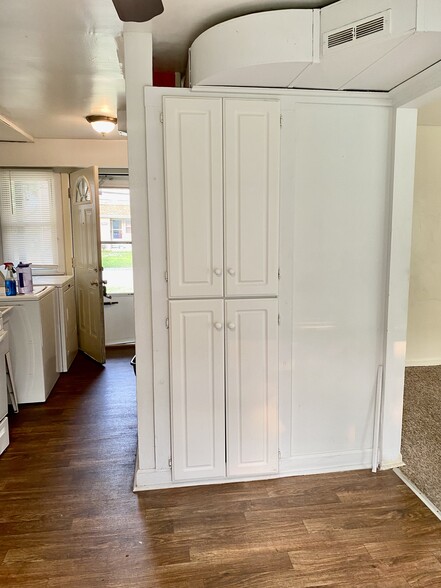Kitchen - 32616 Montcalm St