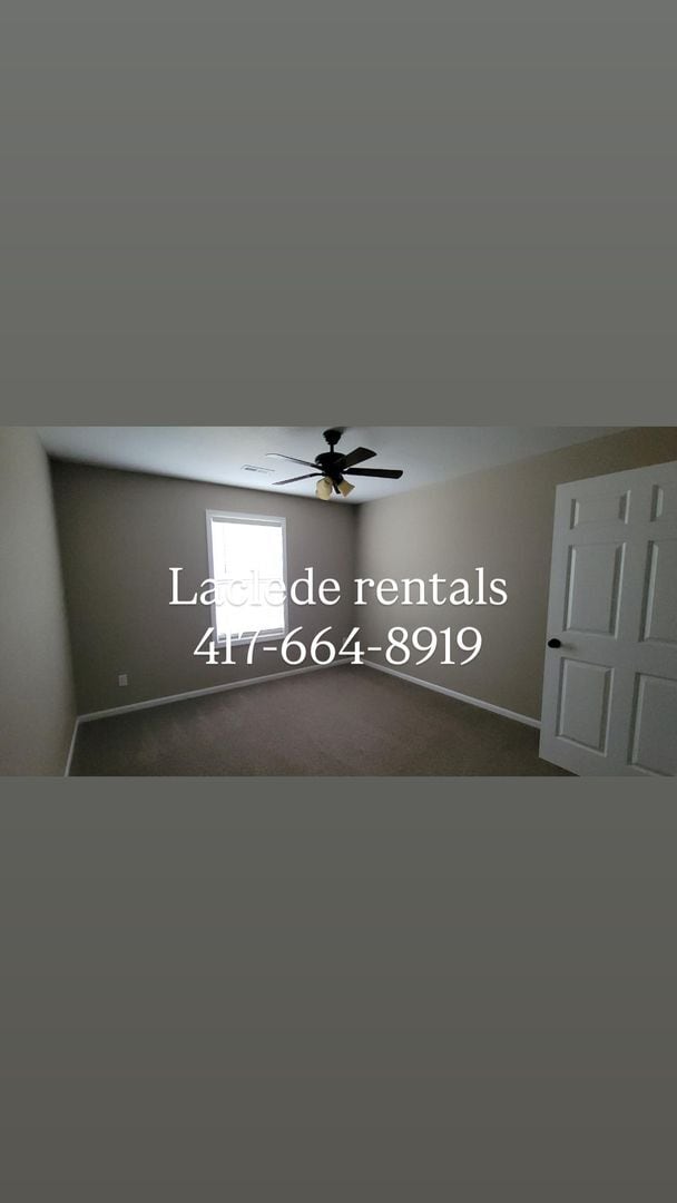 Building Photo - 3 Bedroom 2 Bath with an attached 2 Car Garage