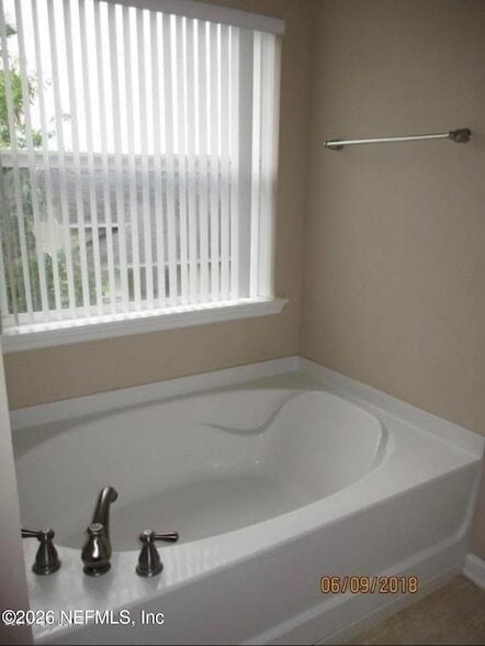 Building Photo - 86339 Cartesian Pointe Dr