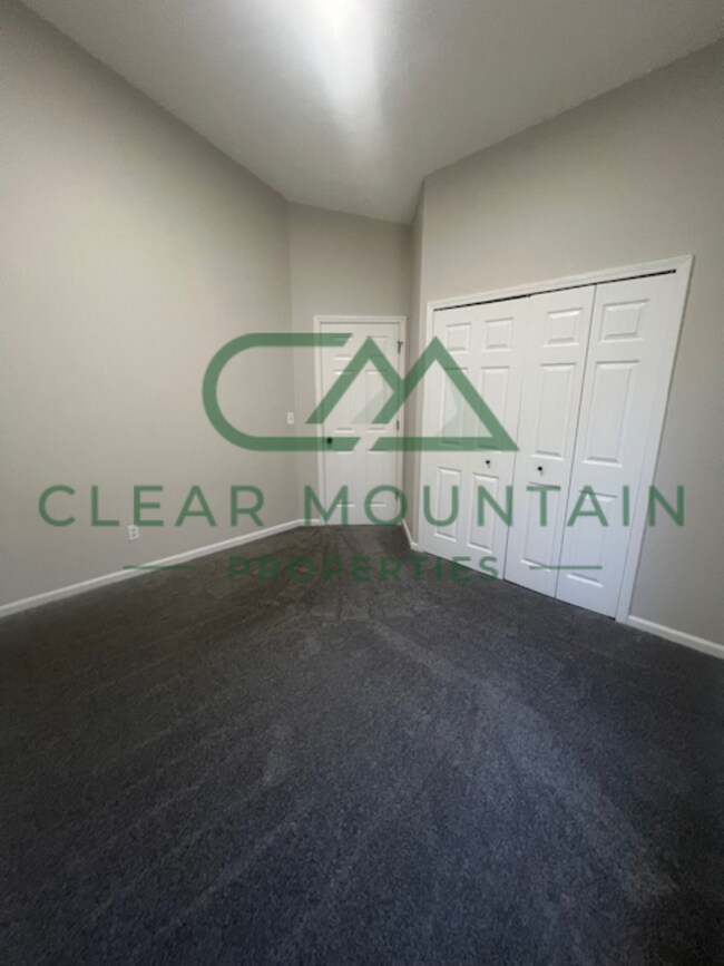 Building Photo - 203 Cypress Cove Ct