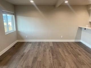 Building Photo - 4443-C Deveraux Place