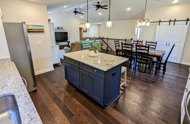 Building Photo - 241 Butterfield Dr