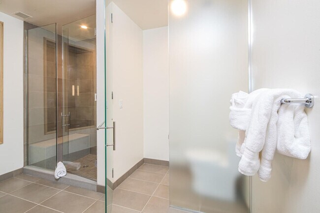 Building Photo - 4 Boathouse Way