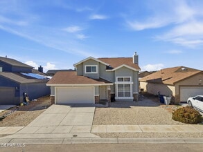 Building Photo - 2913 Pino Blanco Pl