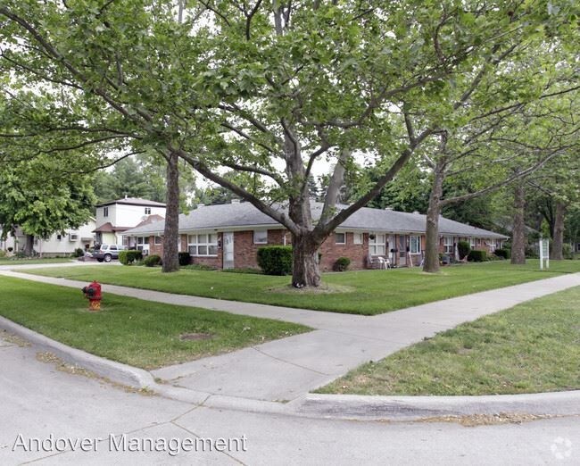 Primary Photo - 1305-1315 E Lincoln Ave