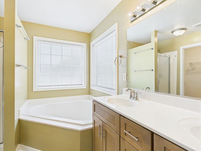 Building Photo - 12404 Ivyridge Terrace