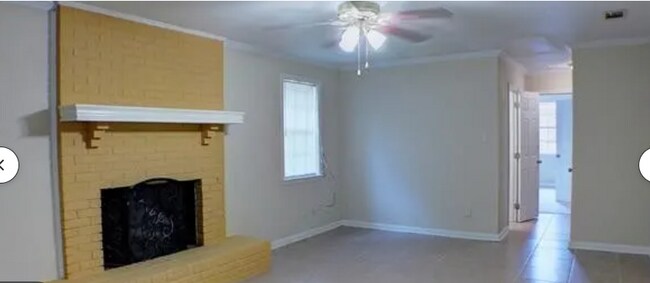 Building Photo - 112 Dewald Ln