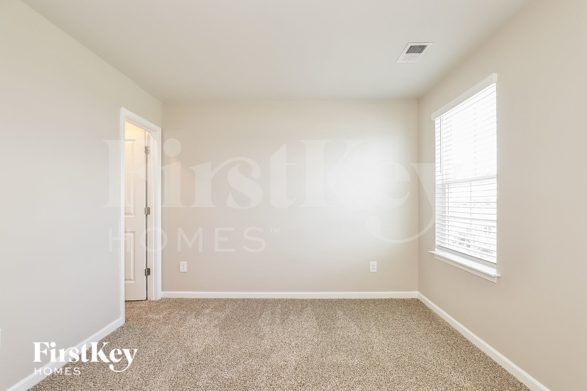 Building Photo - 6849 Keeneland Dr