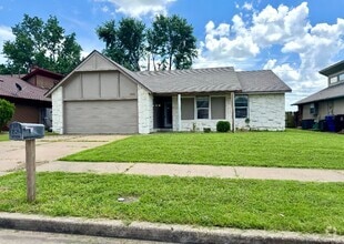 Building Photo - Like new!  3/2/2 Country Aire Estates