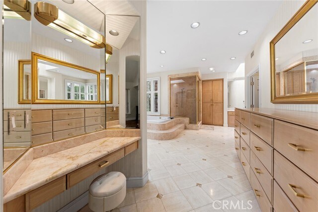 Building Photo - 779 Coral Tree Way