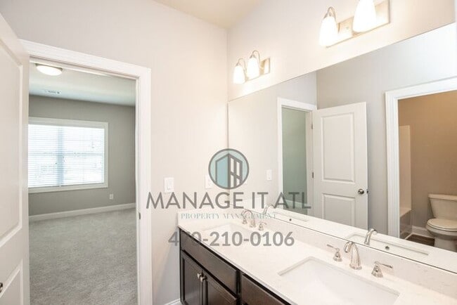 Building Photo - Brand New 4 Bedroom House in Suwanee close to HWY 85