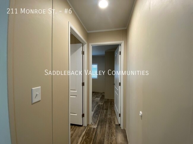 Building Photo - 211 Monroe St