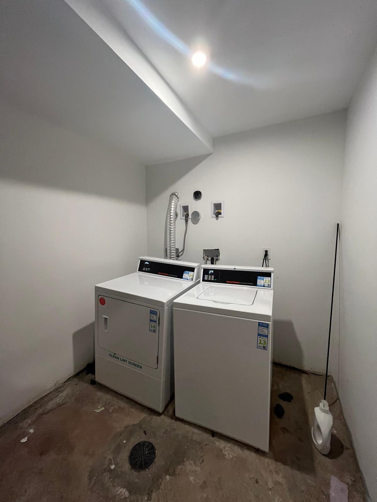 Building Photo - 237 Clinton Ave