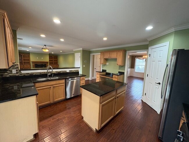 Building Photo - 113 Winning Ticket Dr