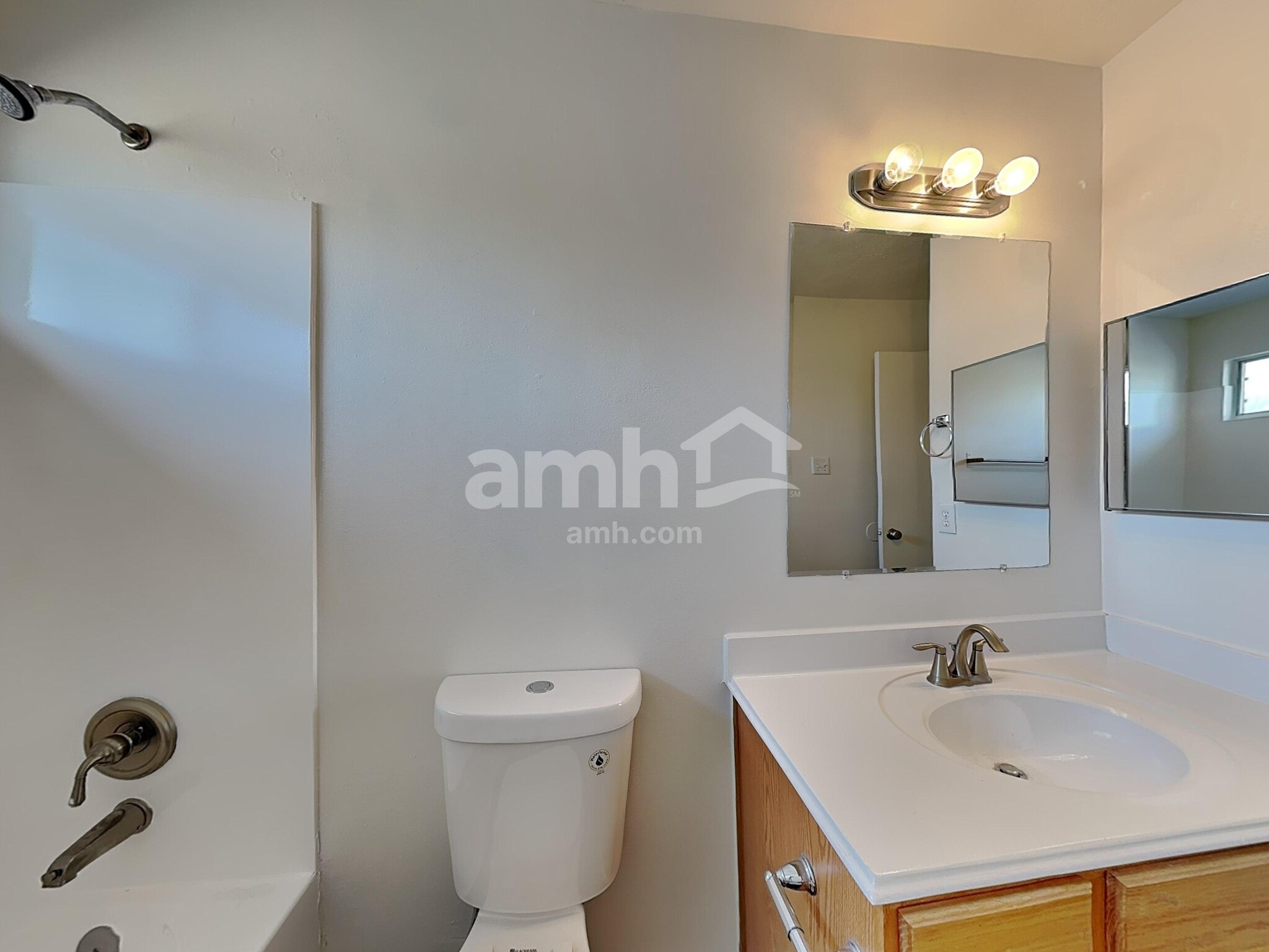 Building Photo - 14231 Bonham Oaks Ln