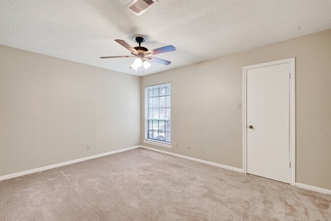 Building Photo - 18111 Shireoak Dr