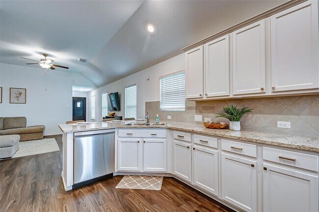 Building Photo - 26022 Steele Flower Dr