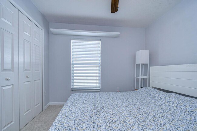 Building Photo - 30847 Bridgegate Dr