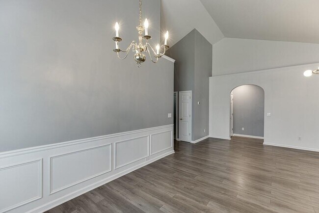 Building Photo - 2464 Laurelfield Dr