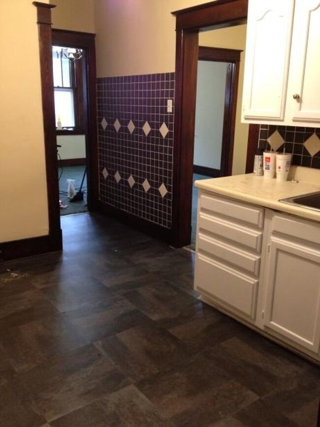 Building Photo - 3 Bedroom 1 Bath in Carlisle, PA!