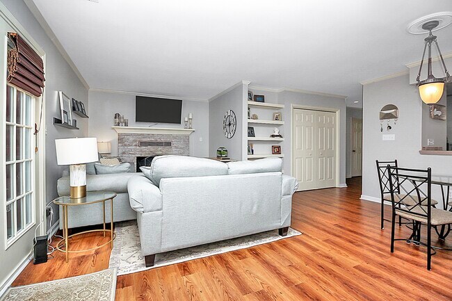 Building Photo - 2754 Tiergarten Ln