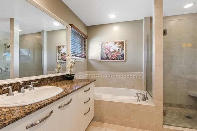 Building Photo - Beautiful 2 Bedroom Condo in Keauhou