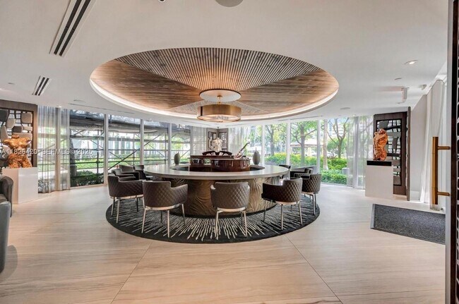 Building Photo - 333 Las Olas Way