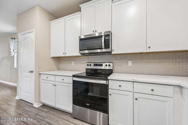 Building Photo - 123 Sailors Landing Ct