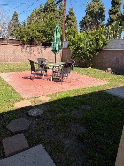 Building Photo - 4340 Josie Ave