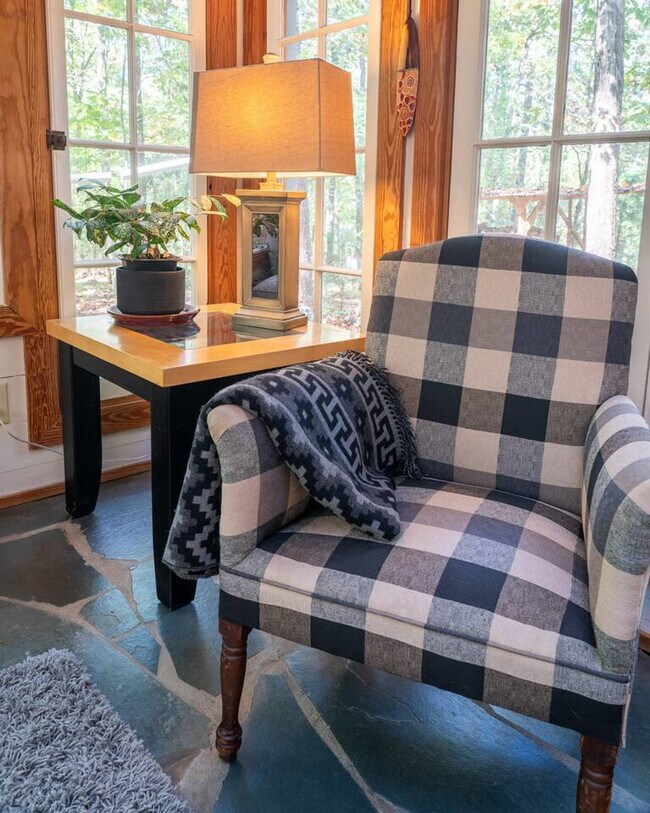 Building Photo - 1939 Crawford Dairy Rd