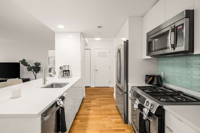 Building Photo - 1113 York Ave