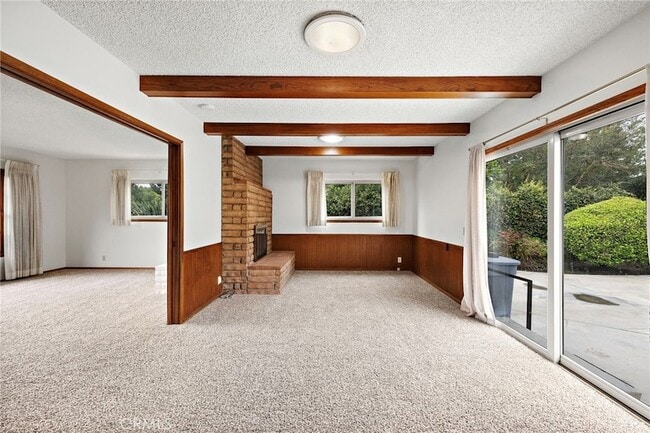 Building Photo - 509 California Dr