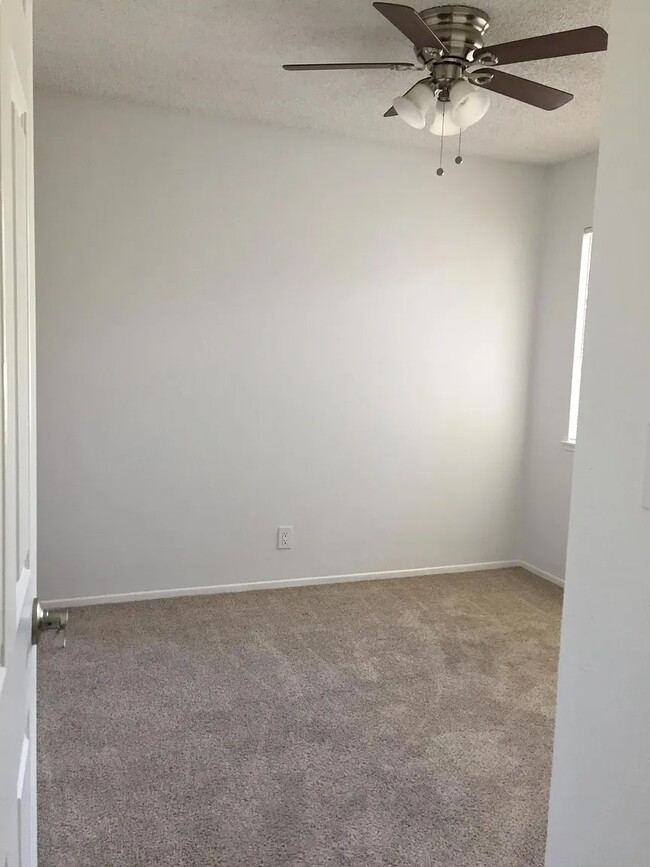 Building Photo - 25659 Palma Alta Dr
