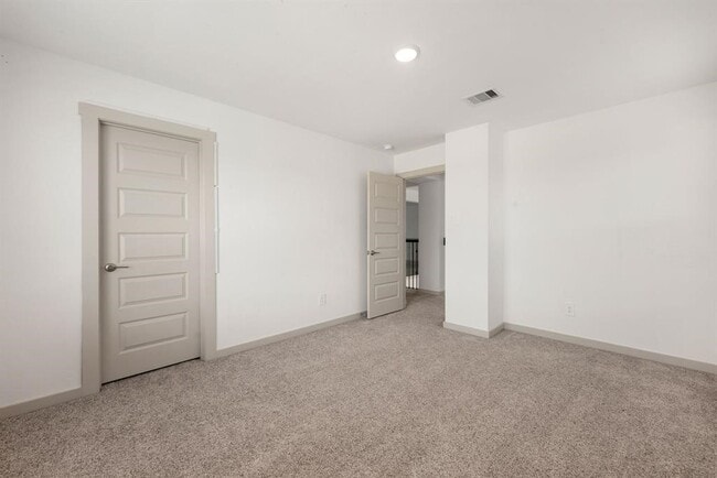 Building Photo - 29251 Pikes Peak Dr