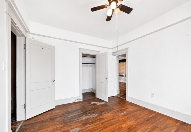 Building Photo - 800 W 34th Ave